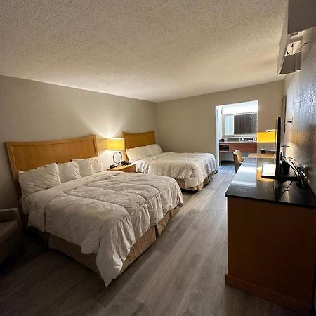 Lanett Inn Екстер'єр фото