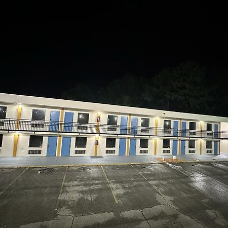 Lanett Inn Екстер'єр фото