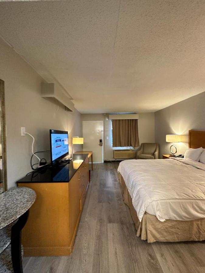 Lanett Inn Екстер'єр фото