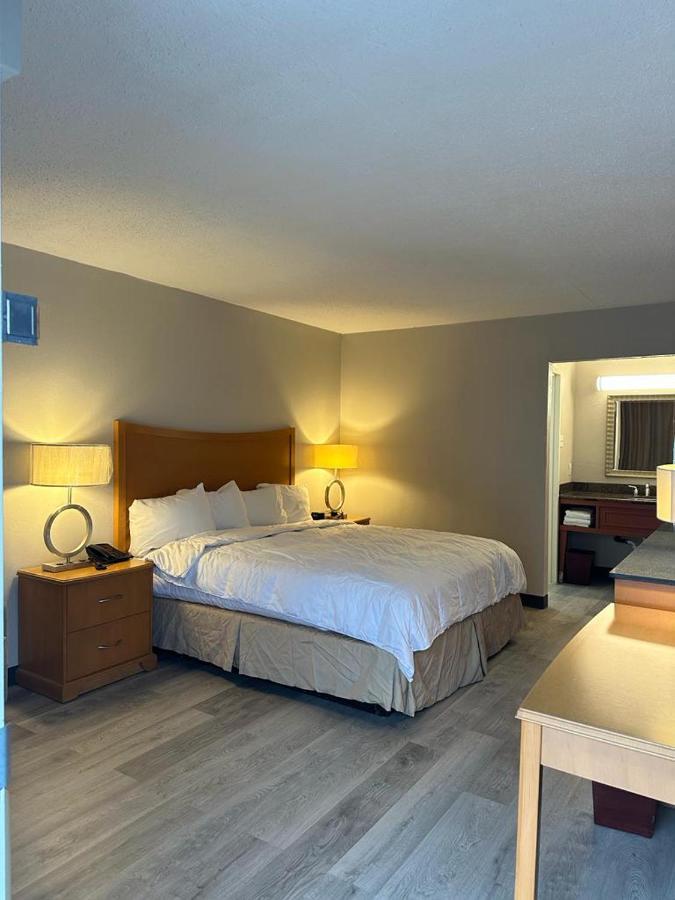 Lanett Inn Екстер'єр фото