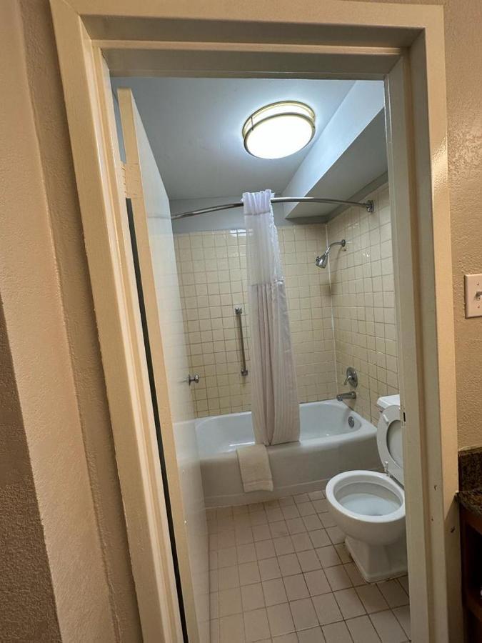 Lanett Inn Екстер'єр фото