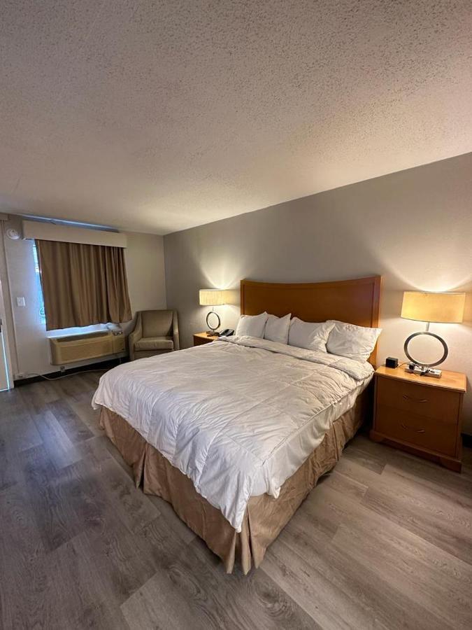 Lanett Inn Екстер'єр фото